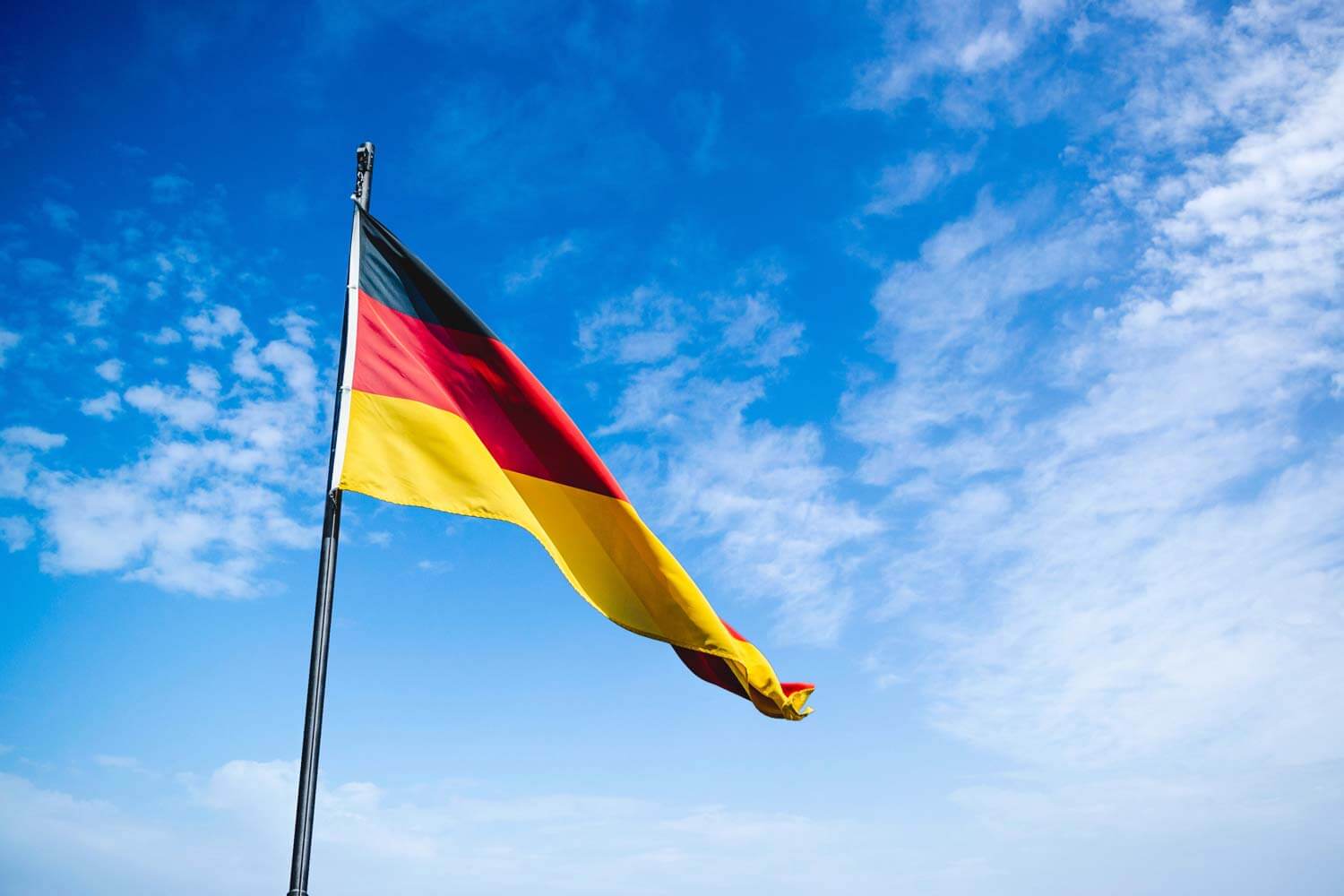 Amazonやe-Bayの「ドイツの納税証明書を登録せよ！」問題の覚書
